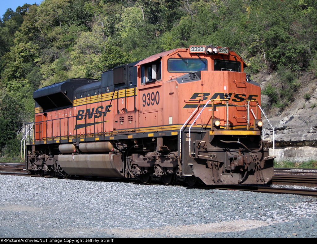 BNSF 9390